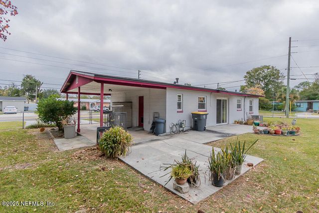 4504 BARNES Road, Jacksonville, FL 32207