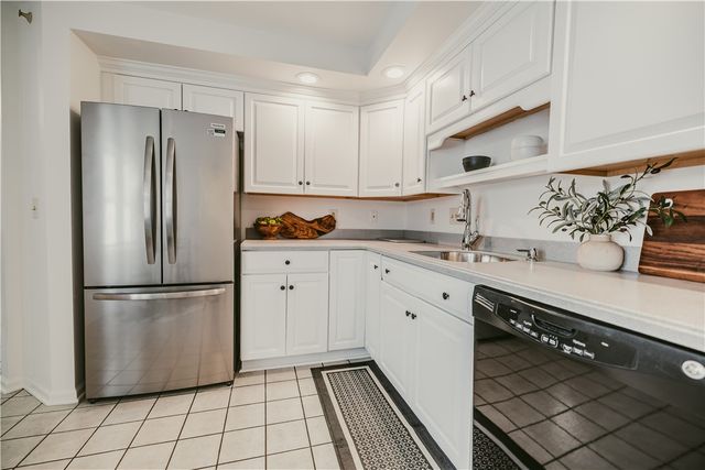 157 Wood Creek Drive, Pittsford, NY 14534