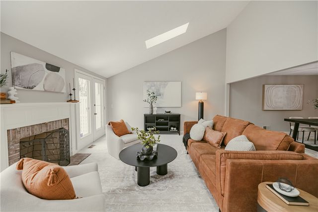 157 Wood Creek Drive, Pittsford, NY 14534