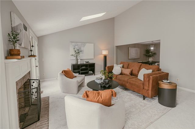 157 Wood Creek Drive, Pittsford, NY 14534