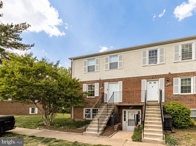 1024-B BRIXTON CT, Sterling, VA 20164