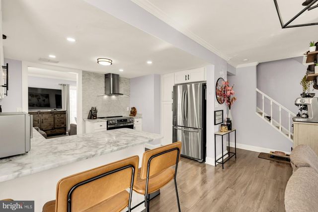 1024-B BRIXTON CT, Sterling, VA 20164