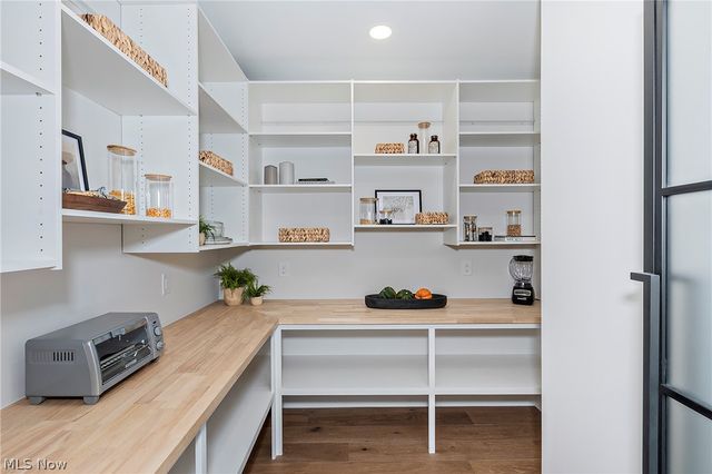 2846 Rocky Ridge Drive, Westlake, OH 44145