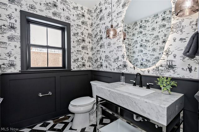 2846 Rocky Ridge Drive, Westlake, OH 44145