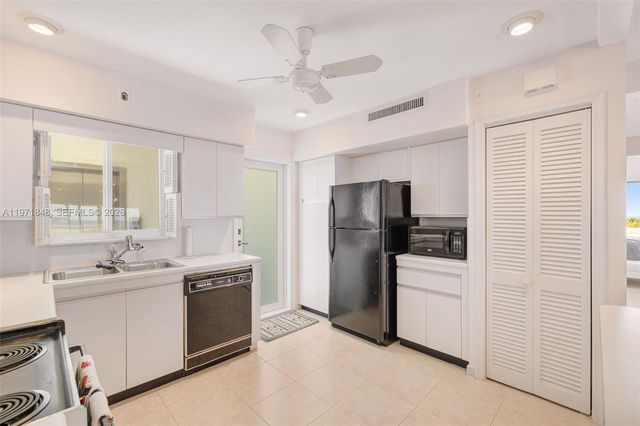 2001 S Surf Rd 6A, Hollywood, FL 33019