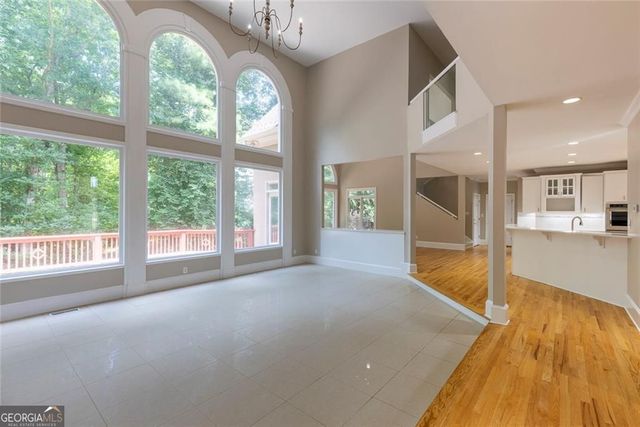 8445 Sentinae Chase Drive, Roswell, GA 30076