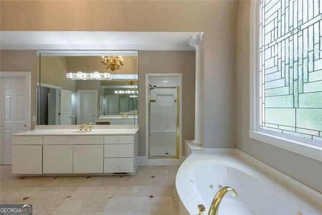 8445 Sentinae Chase Drive, Roswell, GA 30076