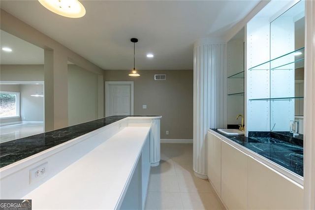 8445 Sentinae Chase Drive, Roswell, GA 30076