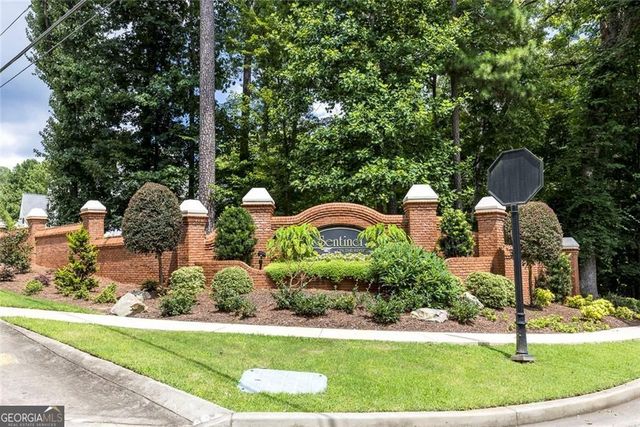 8445 Sentinae Chase Drive, Roswell, GA 30076