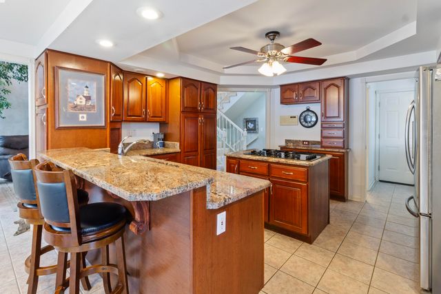 1739 Beachview Court, Crown Point, IN 46307