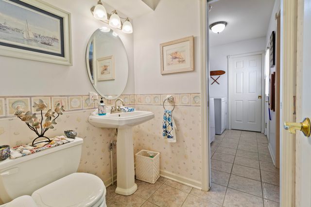 1739 Beachview Court, Crown Point, IN 46307