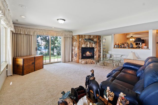 1739 Beachview Court, Crown Point, IN 46307