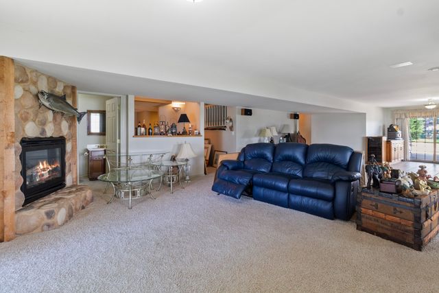 1739 Beachview Court, Crown Point, IN 46307