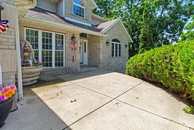 1739 Beachview Court, Crown Point, IN 46307