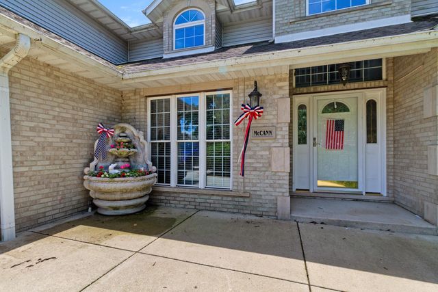 1739 Beachview Court, Crown Point, IN 46307