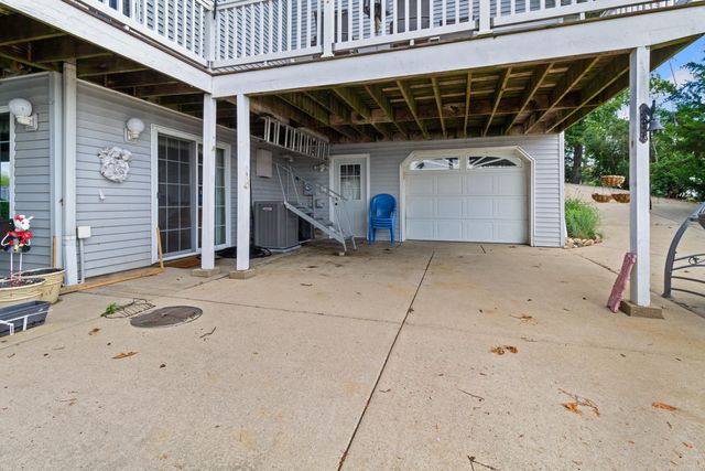 1739 Beachview Court, Crown Point, IN 46307