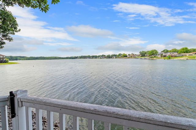 1739 Beachview Court, Crown Point, IN 46307