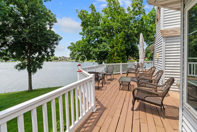 1739 Beachview Court, Crown Point, IN 46307