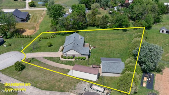 146 N Kristal Springs Dr, Shepherdsville, KY 40165