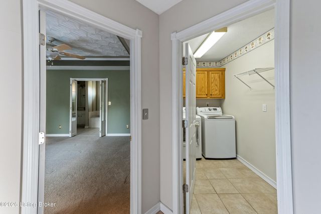 146 N Kristal Springs Dr, Shepherdsville, KY 40165