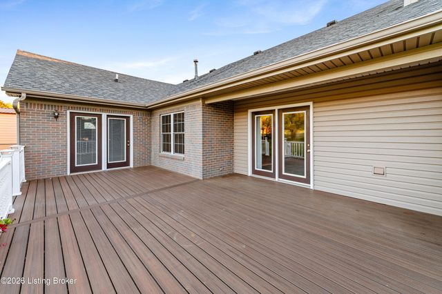 146 N Kristal Springs Dr, Shepherdsville, KY 40165