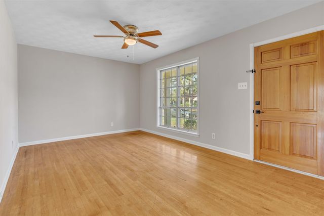 4193 RICHE DR, Memphis, TN 38128