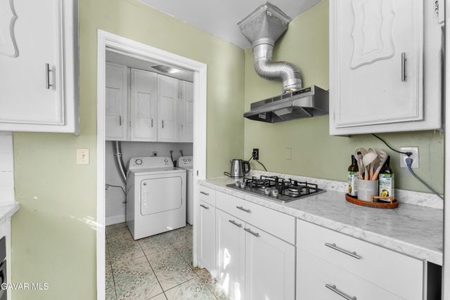 38609 Glenraven Avenue, Palmdale, CA 93550