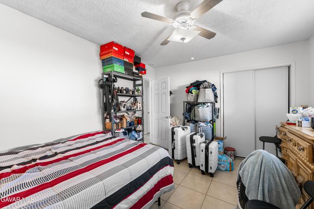 38609 Glenraven Avenue, Palmdale, CA 93550