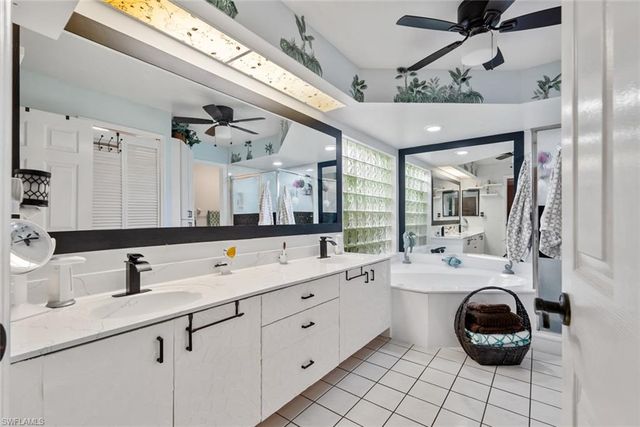 20864 Santorini WAY, North Fort Myers, FL 33917