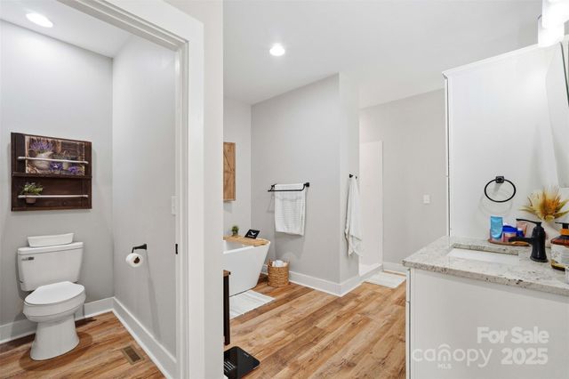 16659 Five Point Road, Locust, NC 28097