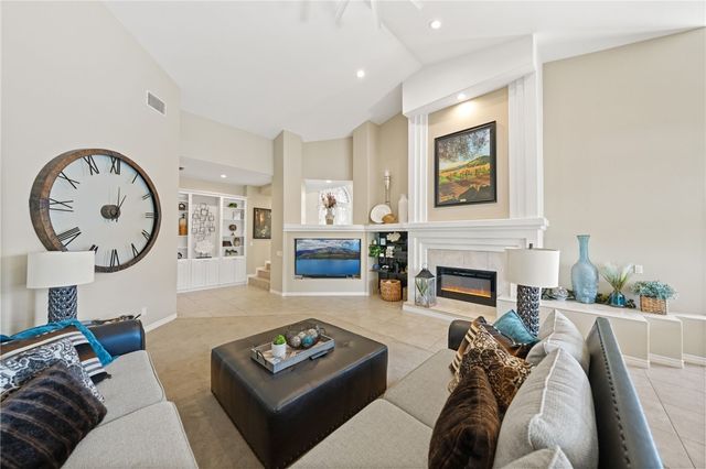 22001 Loch Lomond Drive, Canyon Lake, CA 92587