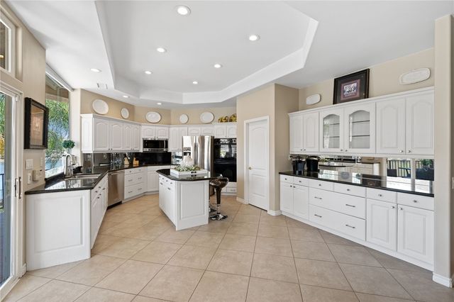 22001 Loch Lomond Drive, Canyon Lake, CA 92587