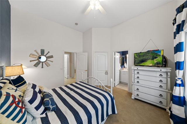 22001 Loch Lomond Drive, Canyon Lake, CA 92587