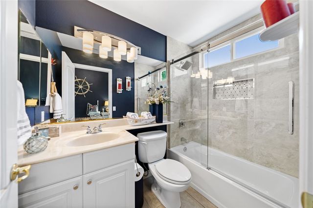 22001 Loch Lomond Drive, Canyon Lake, CA 92587
