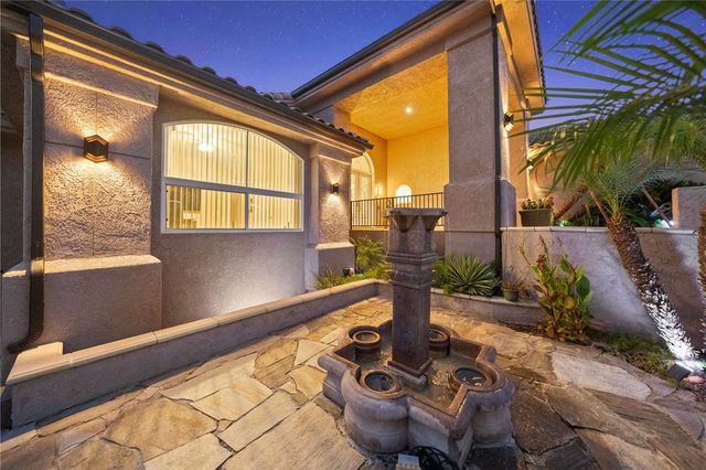 22001 Loch Lomond Drive, Canyon Lake, CA 92587
