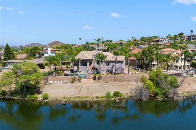 22001 Loch Lomond Drive, Canyon Lake, CA 92587