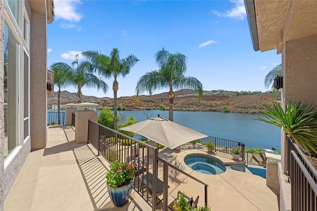 22001 Loch Lomond Drive, Canyon Lake, CA 92587