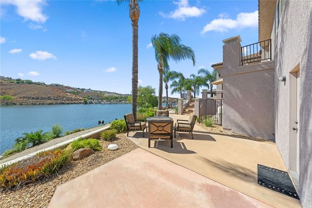 22001 Loch Lomond Drive, Canyon Lake, CA 92587