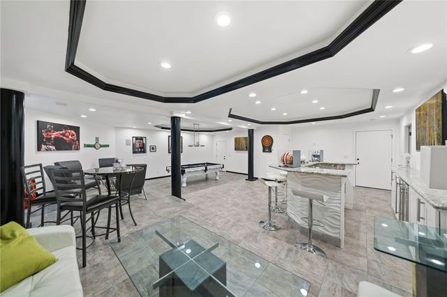 22001 Loch Lomond Drive, Canyon Lake, CA 92587