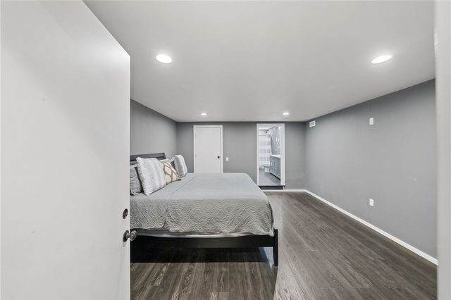 22001 Loch Lomond Drive, Canyon Lake, CA 92587