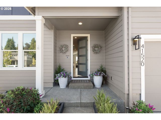 41520 METOLIUS Ave, Sandy, OR 97055