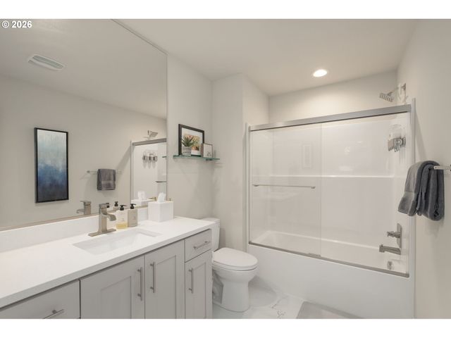 41520 METOLIUS Ave, Sandy, OR 97055