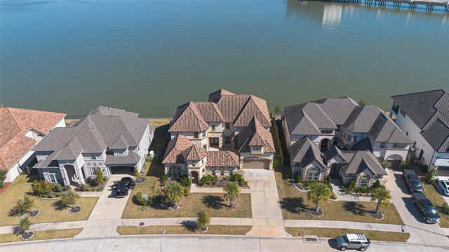 13319 Arbor Villa Lane, Houston, TX 77044