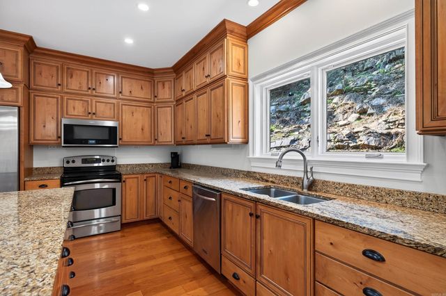1 Overlook Circle, Little Rock, AR 72207