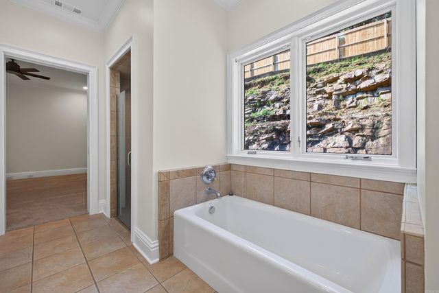 1 Overlook Circle, Little Rock, AR 72207