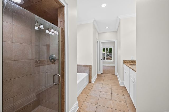 1 Overlook Circle, Little Rock, AR 72207