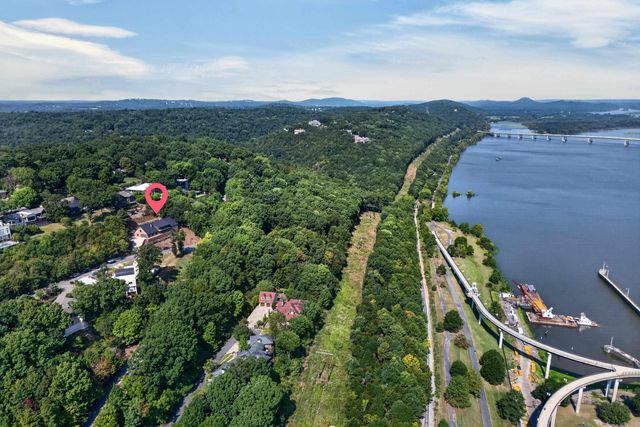 1 Overlook Circle, Little Rock, AR 72207