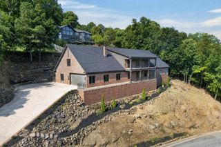 1 Overlook Circle, Little Rock, AR 72207