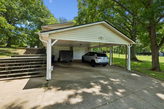 2667 Sanford Rd, Nolensville, TN 37135