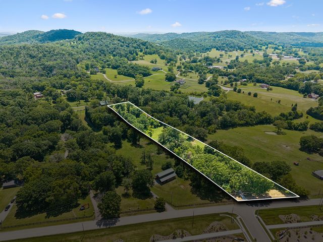 2667 Sanford Rd, Nolensville, TN 37135